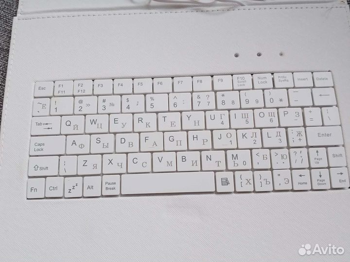 Чехол со встроенной клавиатурой для android 10