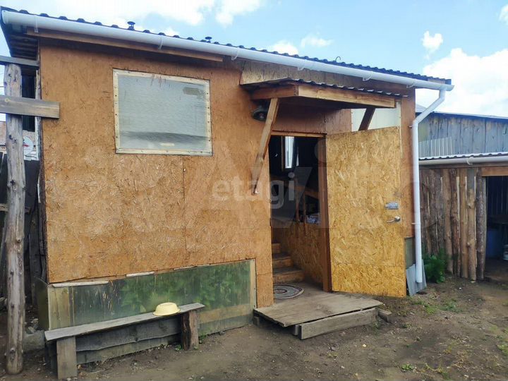 Дом 44 м² на участке 8 сот.