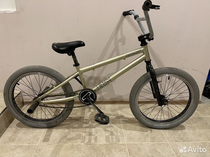 Трюковой велосипед bmx Tech Team