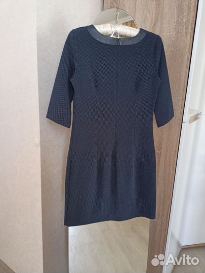 Платье,44