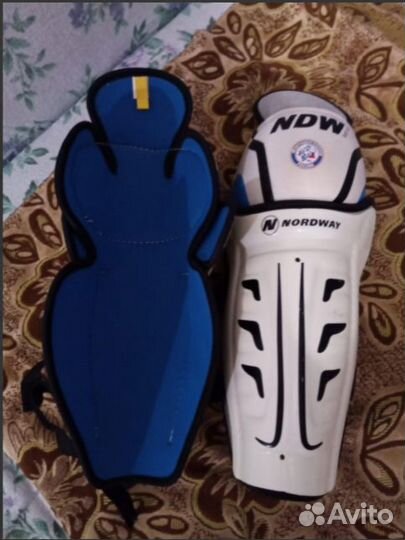 Наколенники для роликов