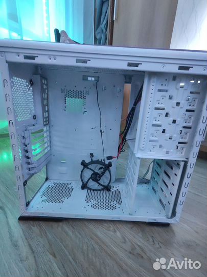 Корпус cooler master cm690