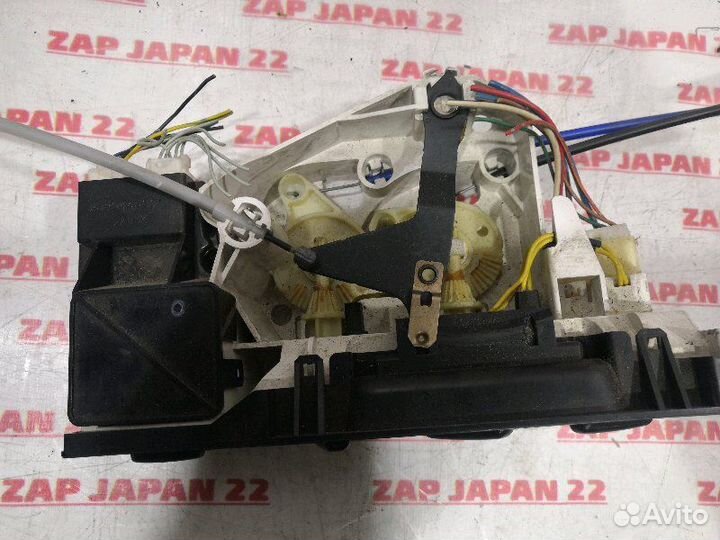 Блок управления климатом Toyota Town Ace Noah CR50