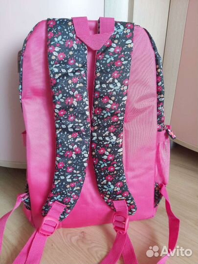Рюкзак для девочки новый