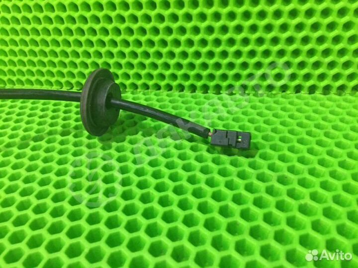 Датчик ABS задний левый Mercedes-Benz E W210