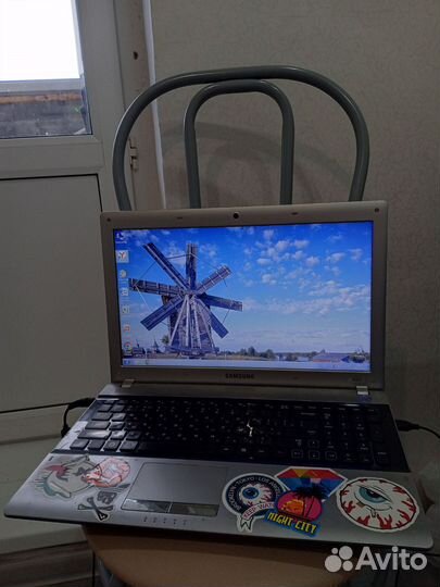 Ноутбук samsung