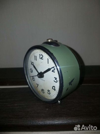 Часы будильник СССР