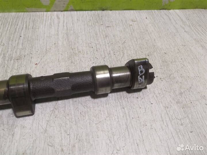 Распредвал выпускной Фольксваген Гольф 3 Венто