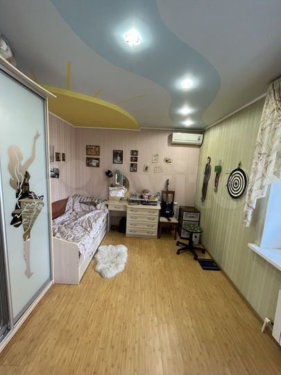 3-к. квартира, 120,7 м², 2/9 эт.