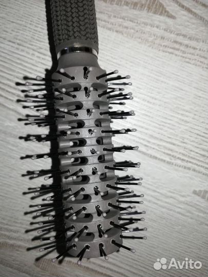 Расческа-выпрямитель