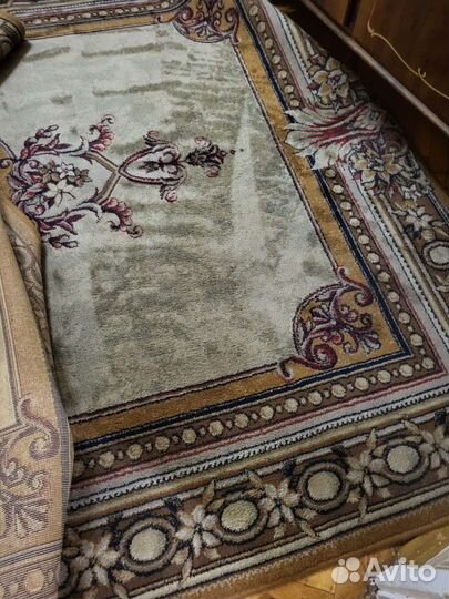 Ковер напольный без пятен Чистый