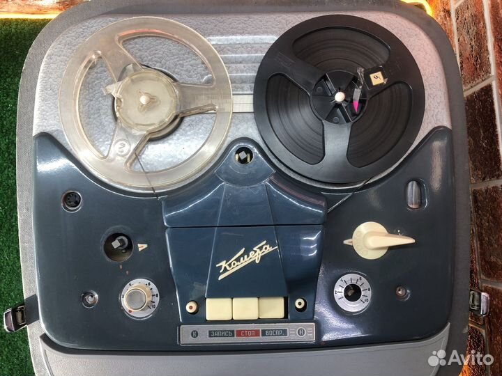 Z.11188 Катушечный магнитофон Комета мг-201М