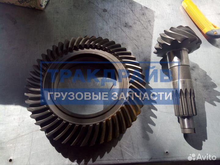 Главная пара Ивеко Дейли 7174007