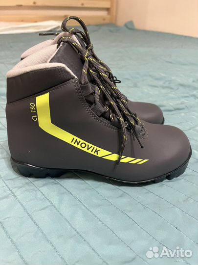 Новые лыжные ботинки NNN 35 размер