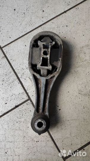 Опора подушка двигателя задняя fluence megane 3