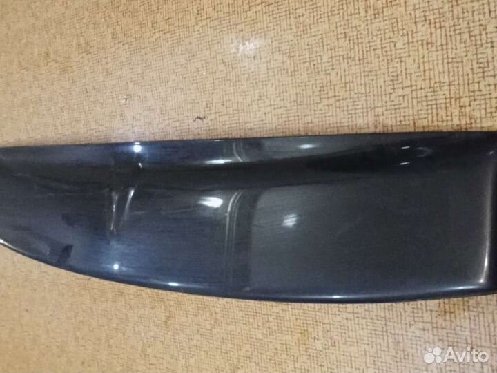 Козырек на заднее стекло