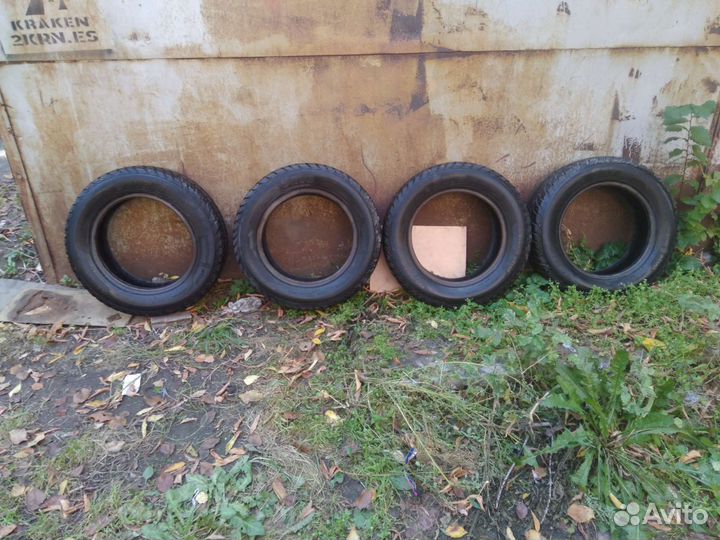 Sava Eskimo Stud 195/65 R15 91T