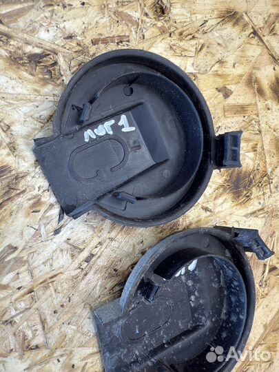 Крышка передней фары Renault Logan 1