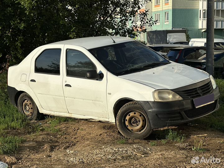 Renault Logan 1.4 МТ, 2012, битый, 250 000 км