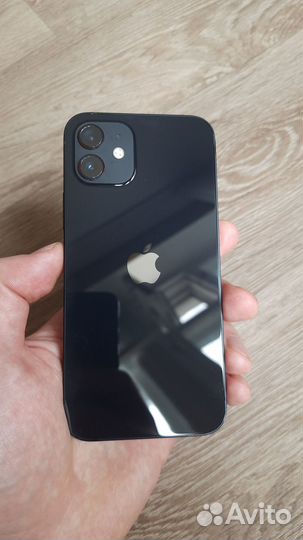 Apple iPhone 12