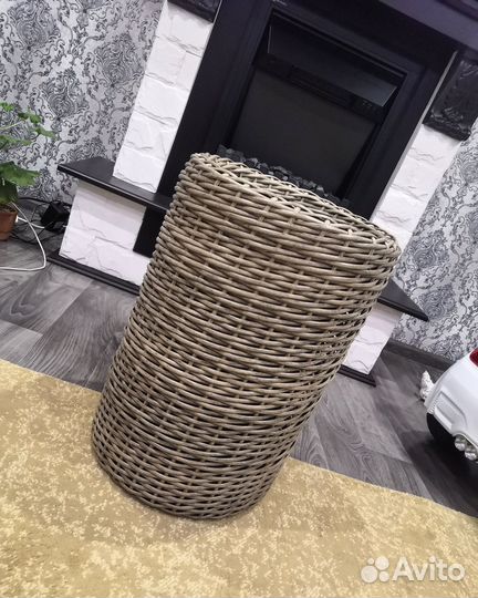 Кашпо из ротанга цилиндр