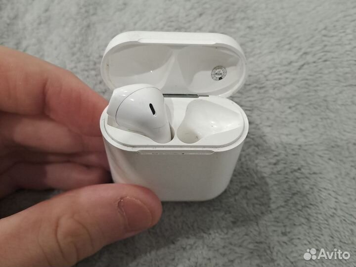 Airpods наушник левый