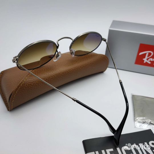 Солнцезащитные очки Ray-Ban Oval