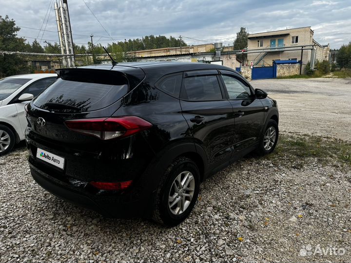 Hyundai Tucson 2.0 AT, 2016, 180 000 км