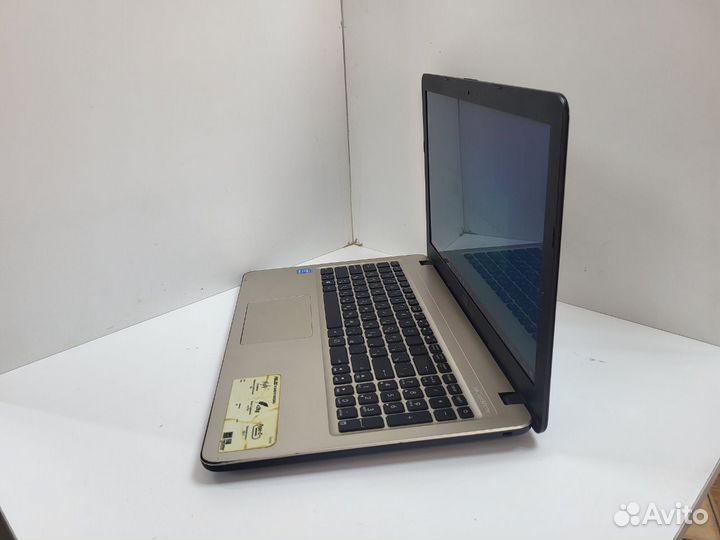 Ноутбук asus X540L