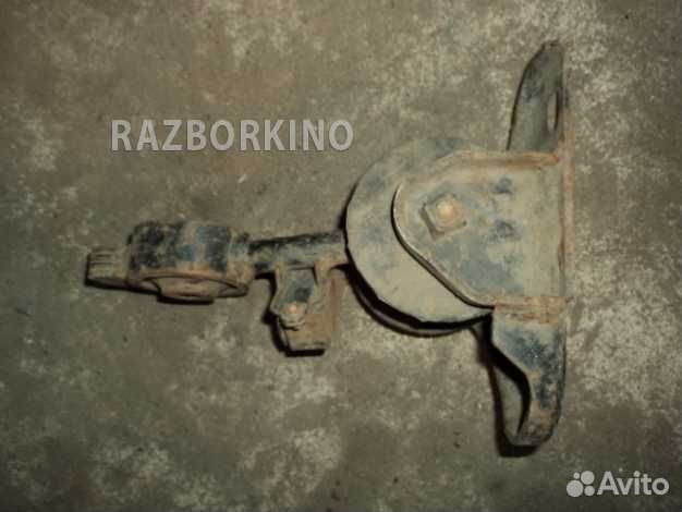 Опора двигателя Тойота