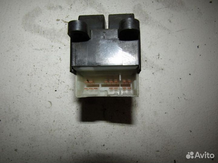 Блок управления стеклоподъемниками Almera N16 2000