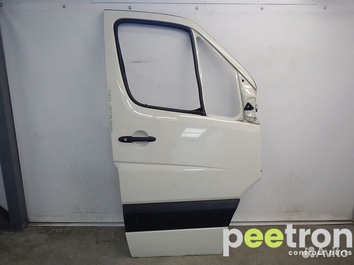 Б/У Б/У Дверь передняя правая 2E0831052 VAG