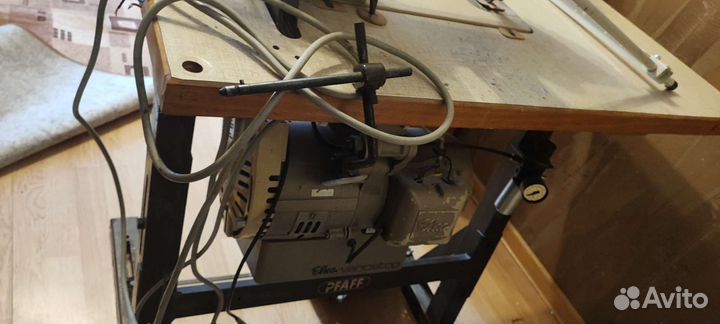 Швейная машина pfaff 483