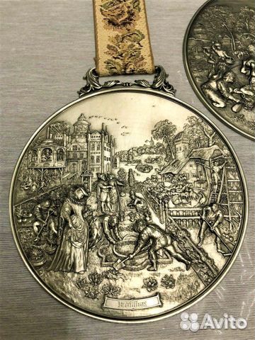 Настенные интерьерные плакетки