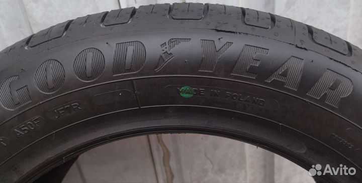 Goodyear EfficientGrip Performance 205/55 R16