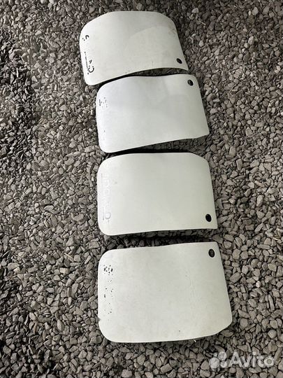 Брызговики универсальные