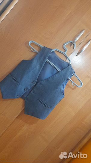 Пиджак с жилеткой для мальчика 1 класс