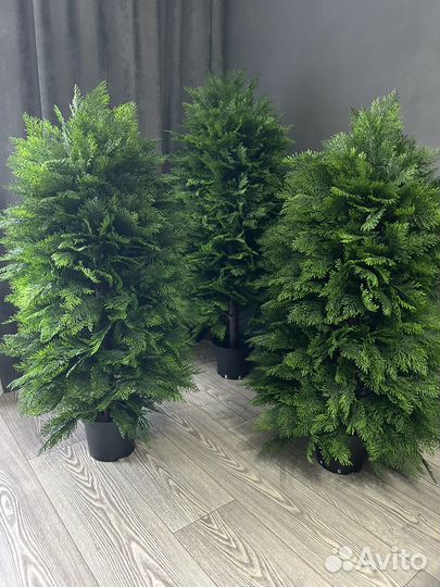 Искусственная туя