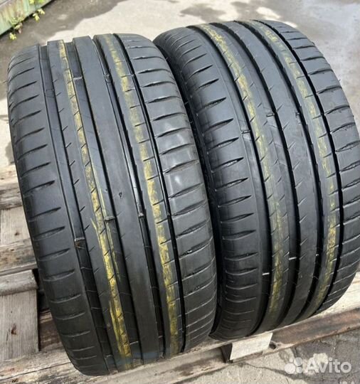 Michelin Pilot Sport 4 235/40 R18