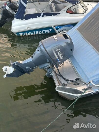 Лодка Windboat 47