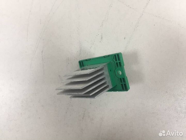 Резистор отопителя Hyundai Santa Fe 3 DM 2012