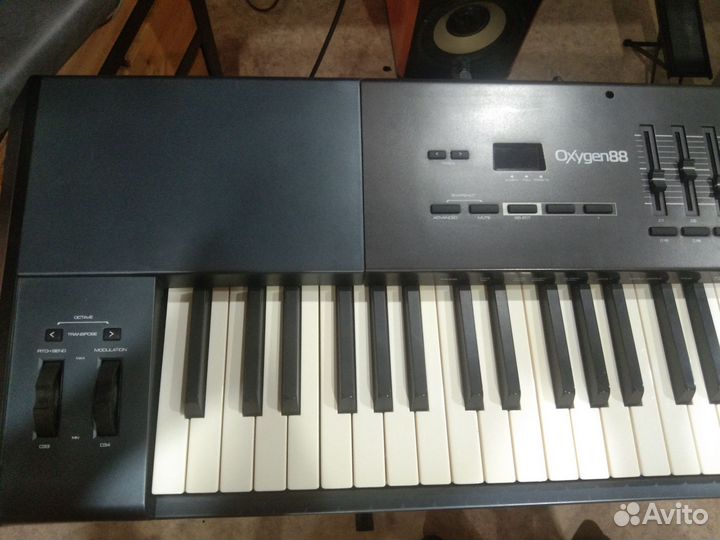 M audio oxygen 88 - Midi клавиатура 88 клавиш