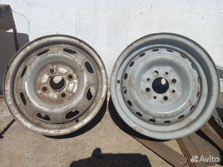 R13 Accelera Delta 165/70, PCD 4x98 DIA 56