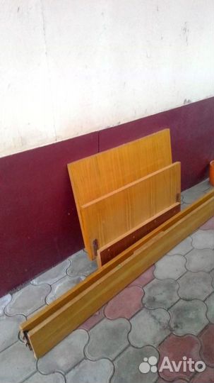 Кровать полутороспальная с матрасом