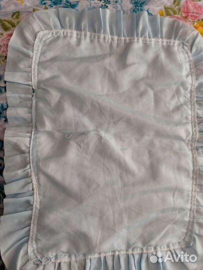 Покрывало и наволочки на кровать