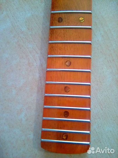 Гриф Fender стратокастер