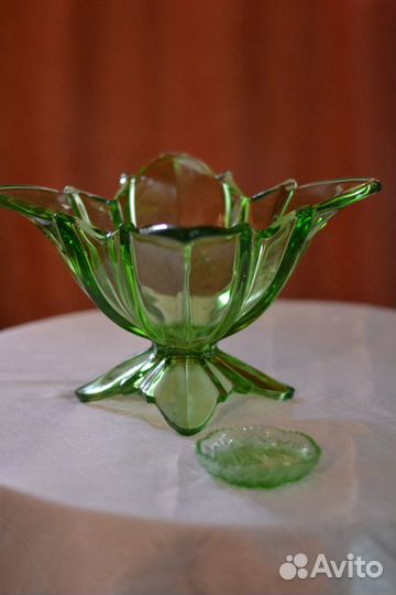 Ваза, фруктовница, салатник. Урановое стекло