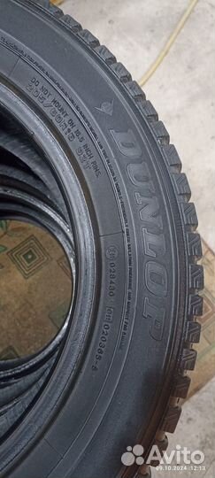Dunlop SP Winter Ice 01 205/60 R16