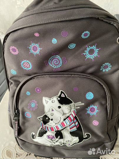 Портфель для девочки новый