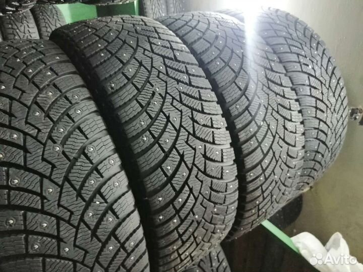 Pirelli Scorpion Ice Zero 2 235/55 R18